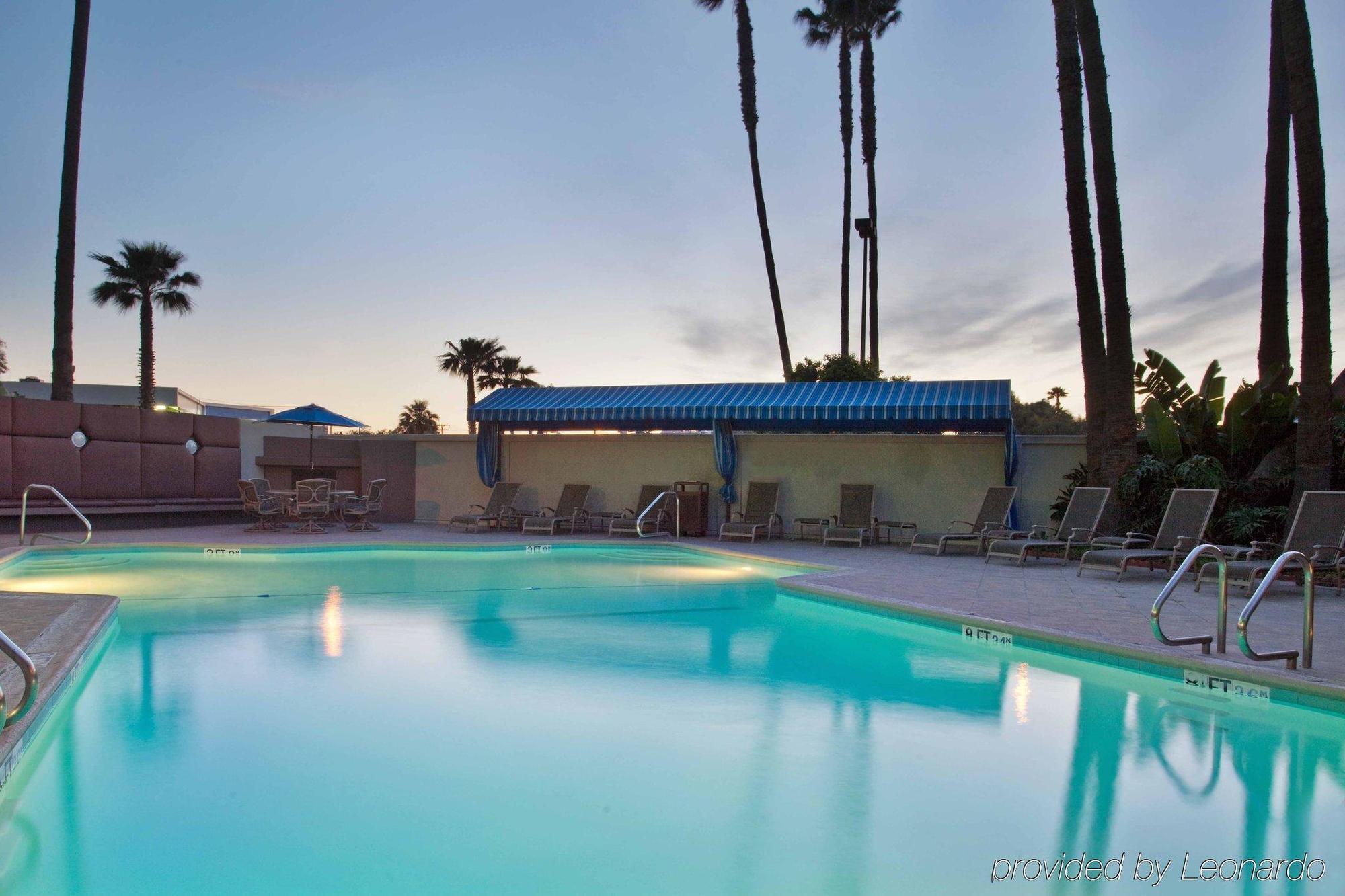 Holiday Inn Long Beach - Airport By Ihg Instalações foto